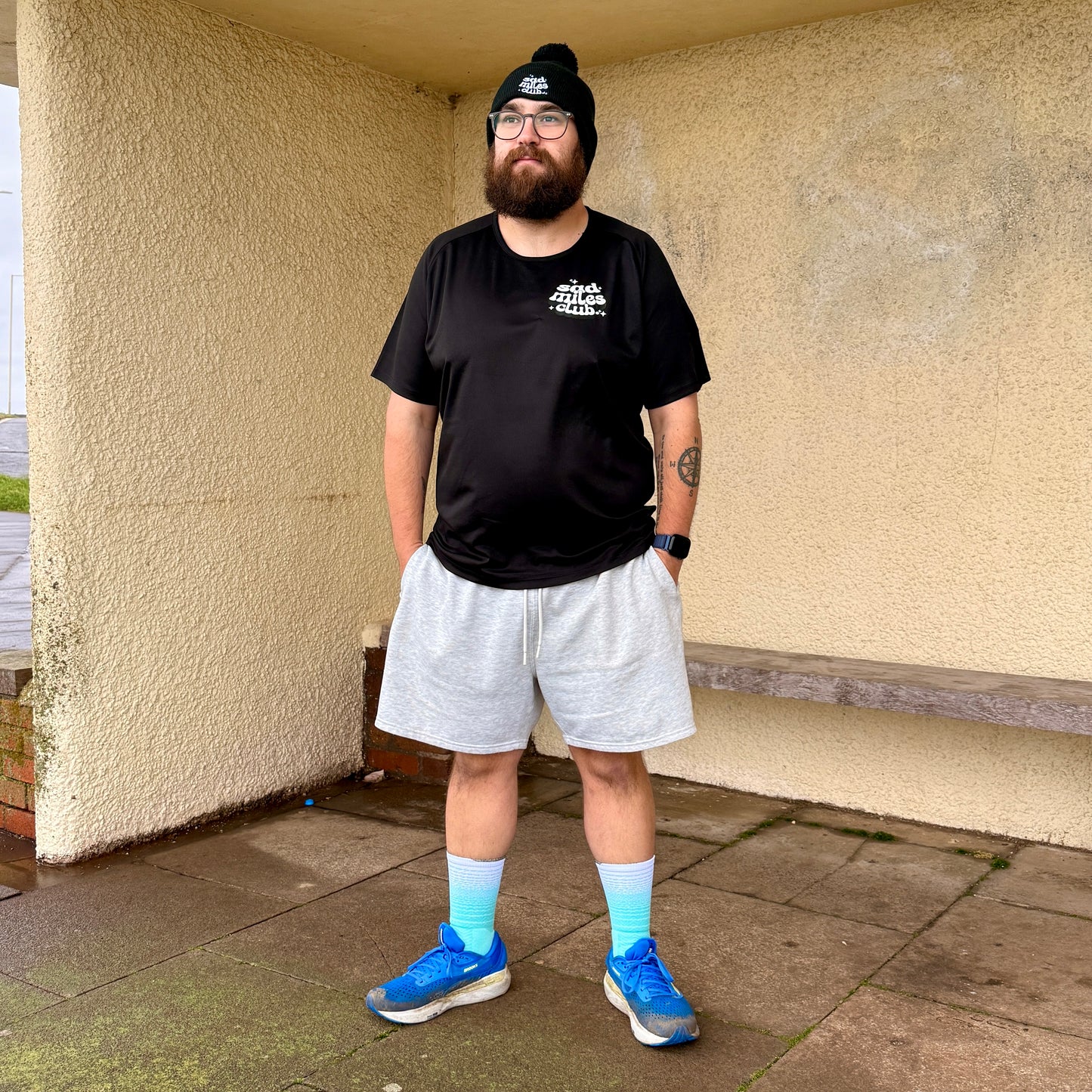 Groovy Miles Basic - Activewear T-Shirt (Unisex)